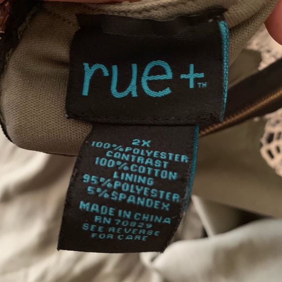 Romper - Picture 4 of 4